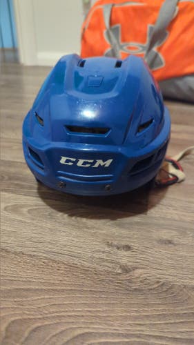 Medium CCM Tacks 210 Helmet (Used)