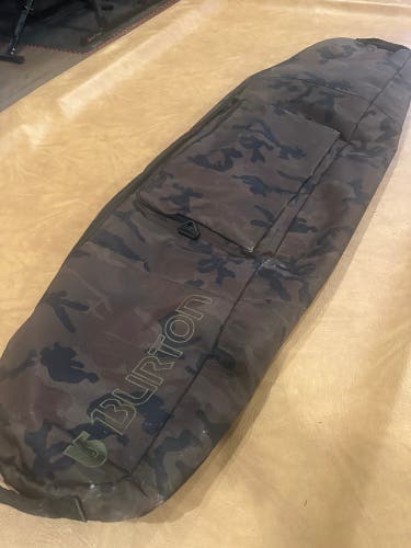 Burton Snowboard Bag (Used) size 146