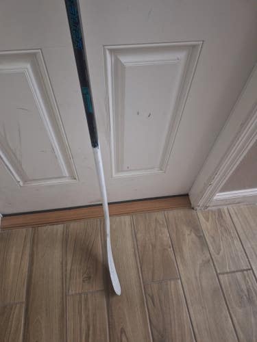 Bauer Twitch Right Handed Stick (Used)