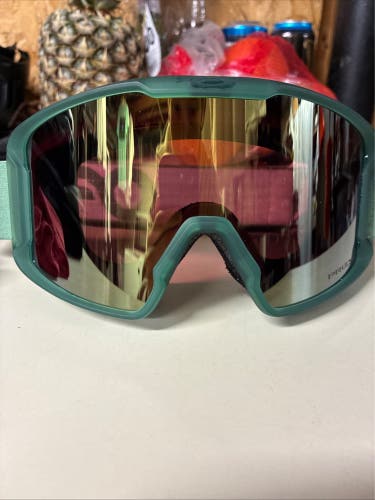 Unisex Oakley Line miner Snowboard Goggles Small (New)