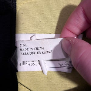 Large Youth Pure Hockey Shoulder Pads (Used)