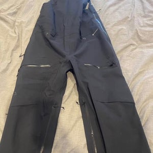 Women's Size 8 Flylow Foxy bib