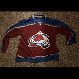 Colorado avalanche hockey jersey size 56 men’s