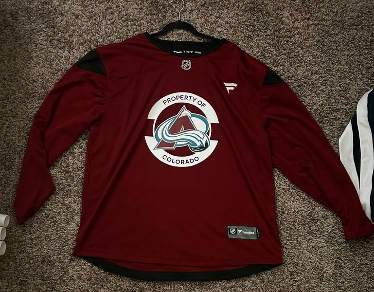 Colorado avalanche hockey jersey size xl men’s