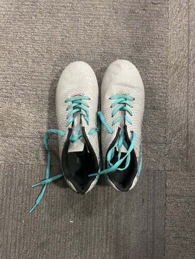 Used Dsg Soccer Cleats Grey Junior 02.5 11614-S000227993