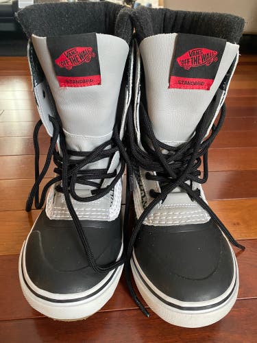 Men's Size M 7.5 (W 8.5) Vans Hi-Standard Snowboard Boots (Used)