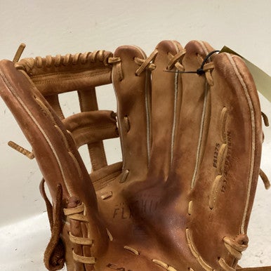Used Easton FS1275 BB/SB Glove RH Throw Brown 12 3/4" 11725-S000496111