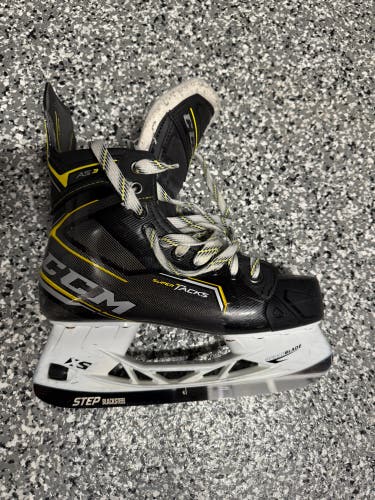 2020 CCM Super Tacks AS3 Hockey Skates Wide Width 8 (Used)