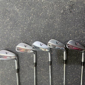 Used Nike VICTORY RED TIGER WOODS Mens Iron Set RH 5I-9I 11605-S000211731