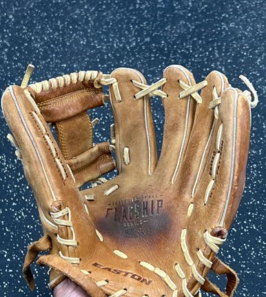 Used Easton FS1150 BB/SB Glove RH Throw Brown 11 1/2" 11849-S000034763