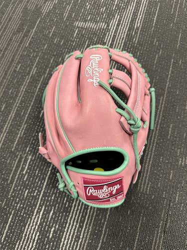 Infield RH Rawlings Heart of the Hide Baseball Glove 11.75" (New)