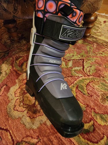 Mondo 27 & 27.5 K2 Park/Freestyle Revolver Ski Boots Medium Flex