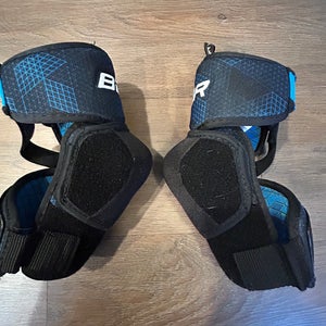 Junior Medium Bauer X Elbow Pads (Used)