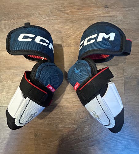 Junior Medium CCM Next Elbow Pads (Used)