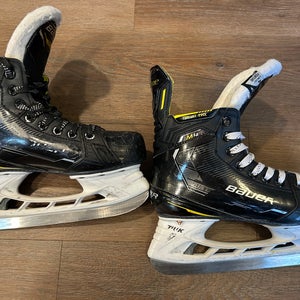 2022 Bauer Supreme M4 Hockey Skates Size 4 (Used)