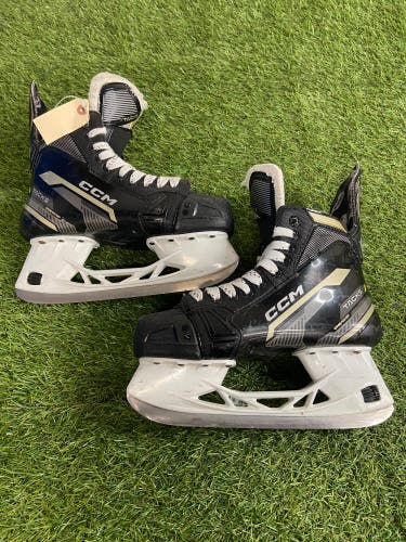CCM Tacks AS-570 - Intermediate