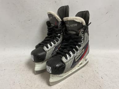Used Bauer VAPOR X3.0 Junior Hockey Skate Junior 01 11855-S000197001