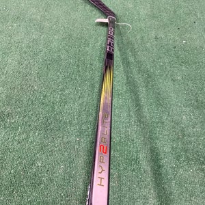 CUT Bauer Vapor Hyperlite 2 Hockey Stick LH (Junior- P28 -53")