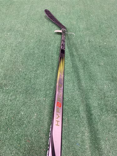 Cut Junior Bauer Vapor Hyperlite 2 Hockey Stick Left Hand P28 50 Flex (Used) 53.5"