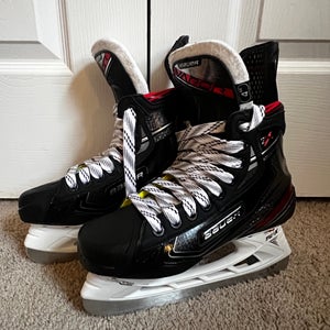 Bauer Vapor 2X Hockey Skates Extra Wide Width Size 4 (Used)