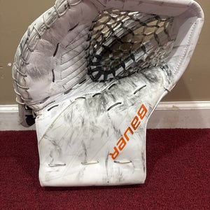 Bauer Supreme Shadow Full Right Pro Stock glove Item#LHFR