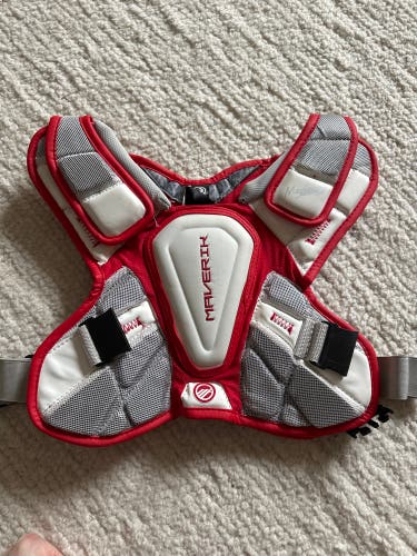 Medium Adult Maverik Maybach Deuce Shoulder Pads (Used)