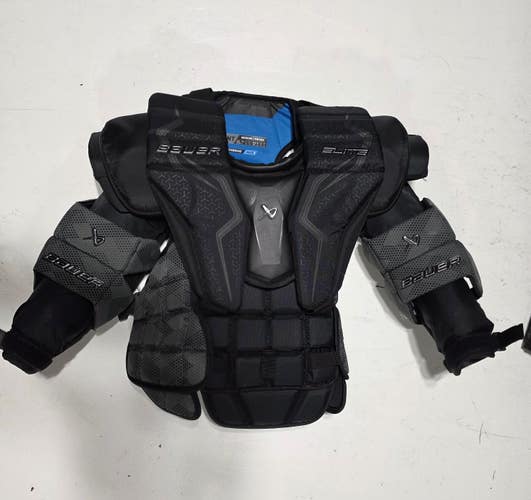 Medium 2024 Bauer Elite Goalie Chest Protector (Used)