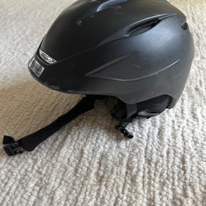Men's Medium Giro G9 Helmet (Used)