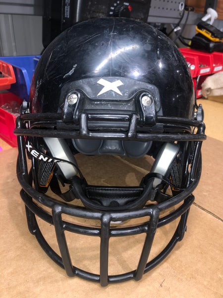 USED XENITH X2E+ YOUTH FOOTBALL HELMET - MEDIUM - BLACK