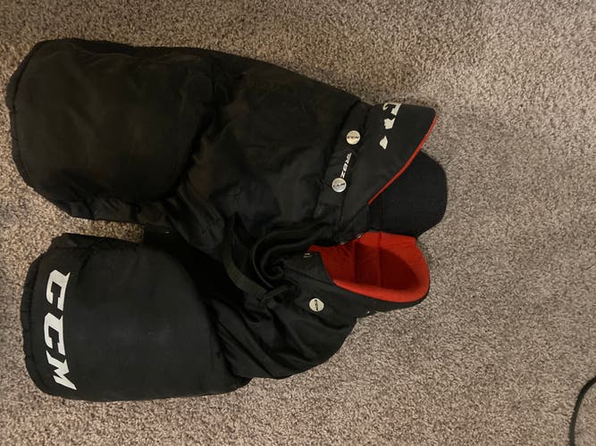 Junior Medium CCM RBZ Hockey Pants (Used)