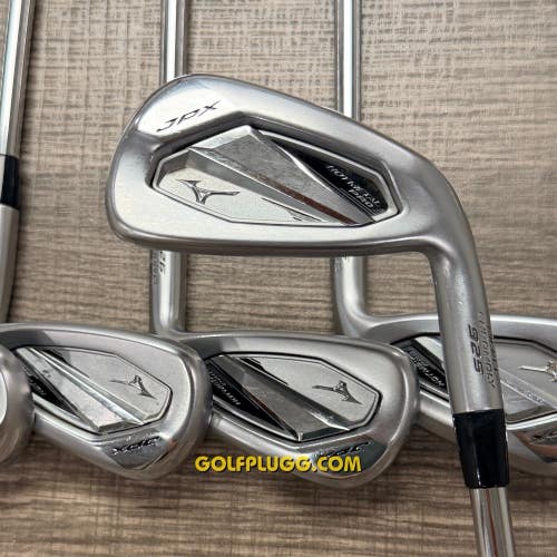Mizuno JPX 925 Hot Metal Pro Iron Set 5-GW / NS Pro Modus3 Steel, Stiff (264)