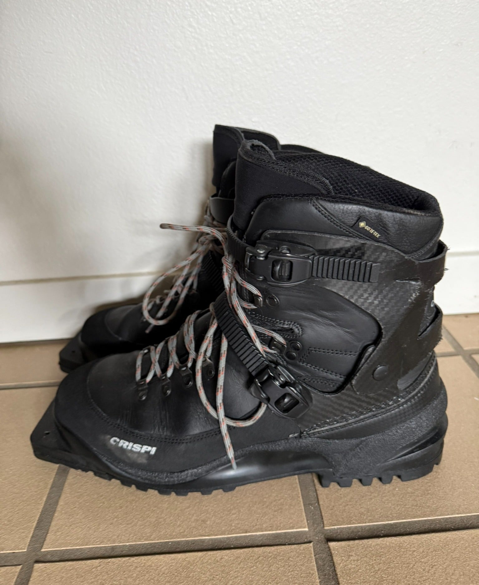 Crispi Svartisen 75mm Cross Country Ski Boots | SidelineSwap | Buy