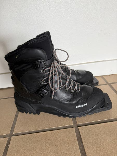 Crispi Svartisen 75mm Cross Country Ski Boots | SidelineSwap | Buy