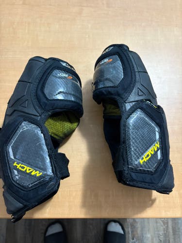Senior Medium Bauer Supreme Mach Elbow Pads (Used)