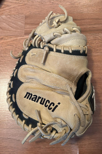 2025 Marucci RH Catcher's Ascension Baseball Glove 32.5" (Used)