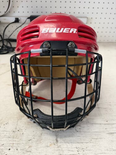 Used Bauer 4500 Helmet Large Red
