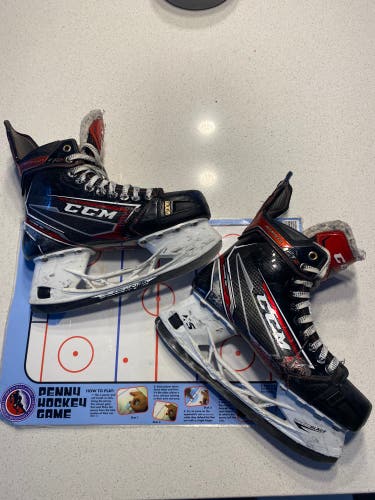 CCM JetSpeed FT2 Hockey Skates Regular Width 6.5 (Used)