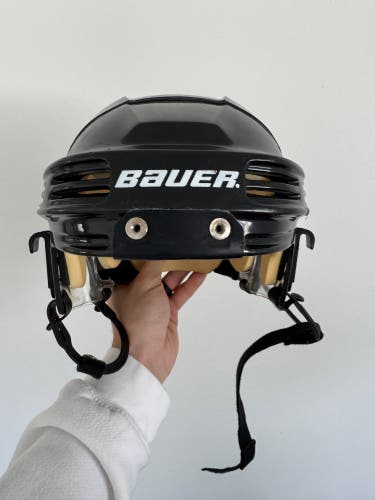Medium Bauer 4000/4500 Helmet (Used)
