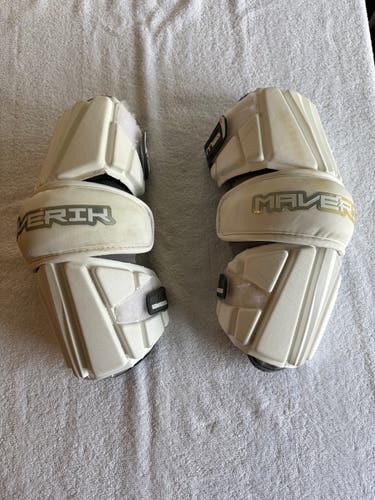 Medium Adult Maverik Max Arm Pads (Used)