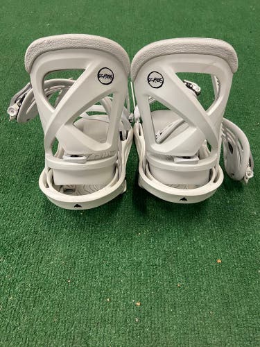 Burton Scribe Snowboard Bindings | Women's Large
