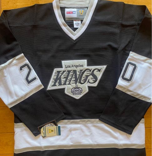 LA Kings Luc Robitaille Jersey Men's XL NWT 1992-1993 Throwback