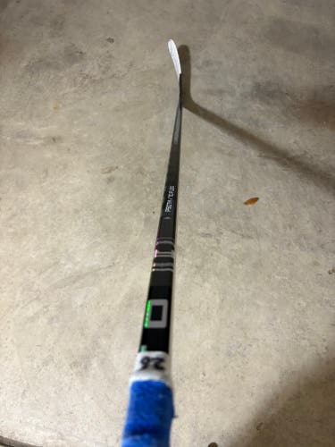Senior Bauer Proto-R Right Handed Hockey Stick P90TM 70 Flex (Used)