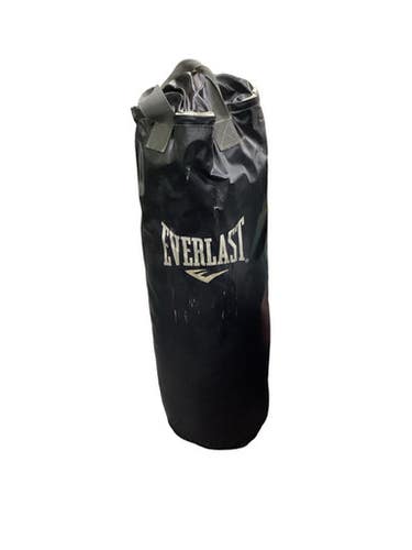Used Everlast 80 LB PUNCHING BAG /SLIGHT CRACKING/ Boxing Heavy Bag Black 80 lb 11347-S000261697