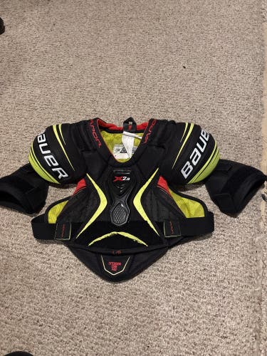 Large Junior Bauer Vapor X2.9 Shoulder Pads (Used)