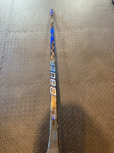 Intermediate Bauer Proto2 Right Handed Hockey Stick 65 Flex (New)
