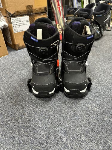 BURTON ZIPLINE STEP ON SNOWBOARD BOOT Size 5