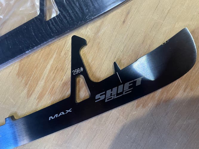 TRUE Shift Max DLC Steel Runners - Senior - NEW - 296 mm