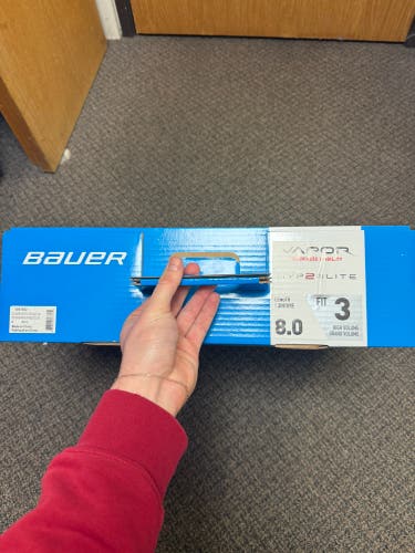 2023 Bauer Vapor Hyperlite 2 Hockey Skates 8 (Used)