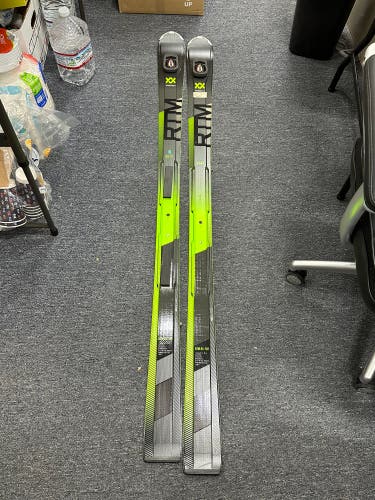 Volkl RTM 84 182 cm Skis (New)