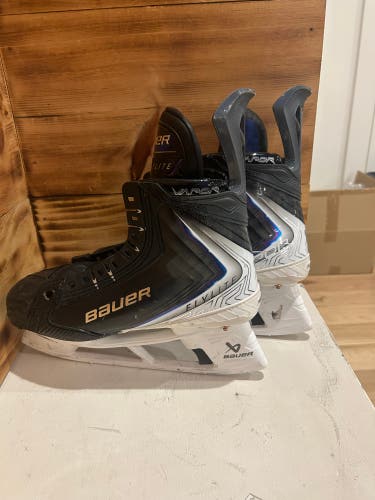 2025 Bauer Vapor Flylite Hockey Skates Regular Width 7.5 (Used)